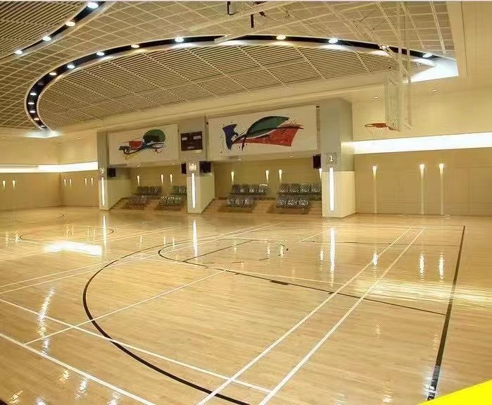 NBA球馆地板的特点