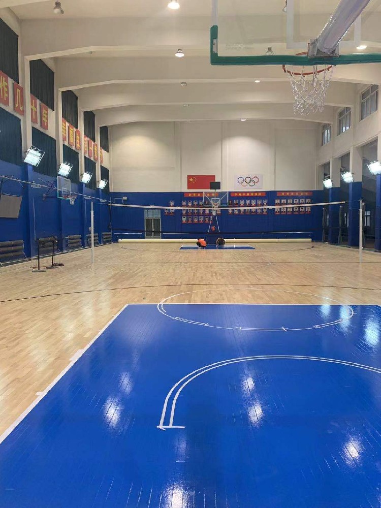 体育馆运动木地板施工条件