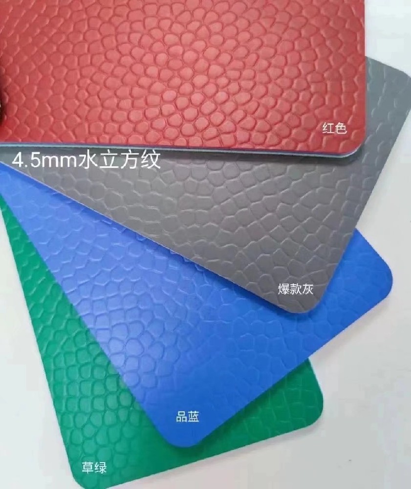 什么原因导致的塑胶地板包工包料的价格差异很大