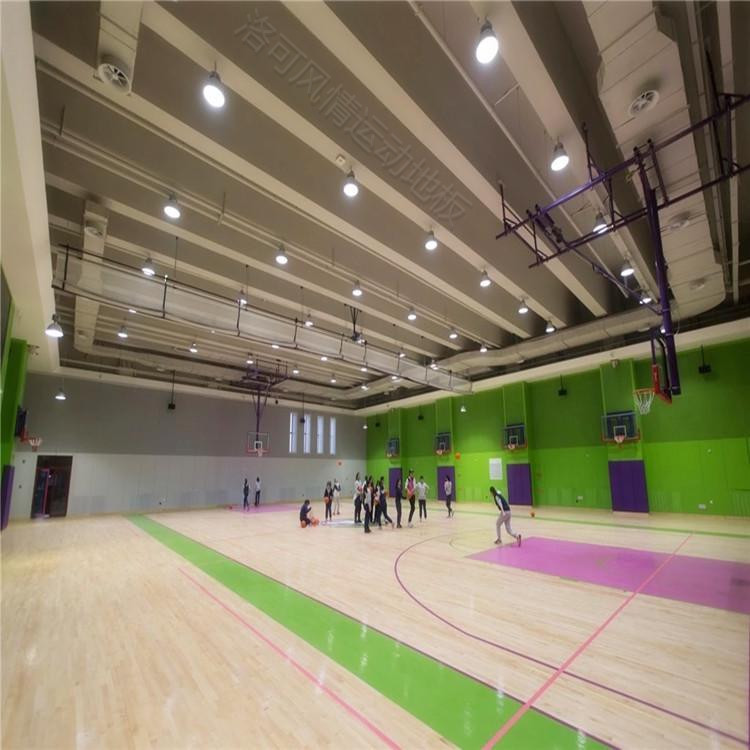 体育地板用什么材料