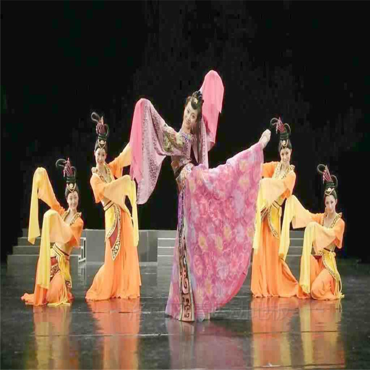 舞蹈室木地板选用什么材质