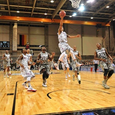 篮球场馆木地板环保性与特点